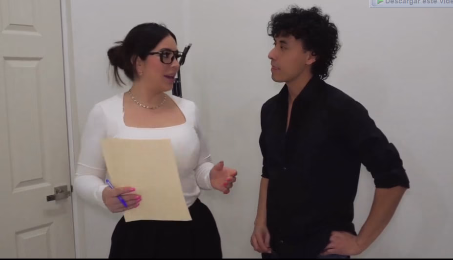 BIENES RAÍCES (ESCENA COMPLETA)- Una VENTA MUY ESPECIAL